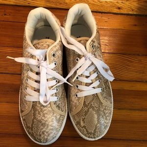 Snakeskin platform sneakers